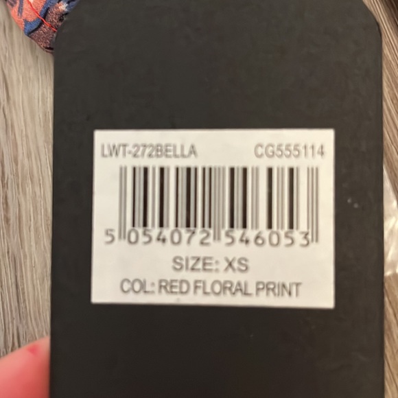 NWT Flowy Shirt - Picture 4 of 4